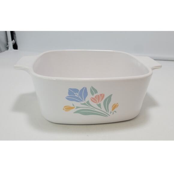 Vintage Corning Ware Friendship A 1.5 L Casserole 7 Inch Square, No lid. - Picture 1 of 4